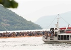 Floating Piers von Christo, nur etwas grösser als die Seerose