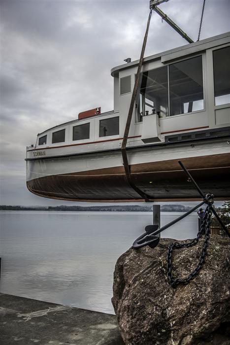 Motorschiff Schwan auf dem Zugersee eingewassert